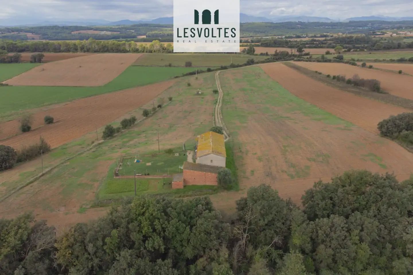 6 chambre Finca/Maison de Campagne à vendre à Sant Jordi Desvalls avec garage - 500 000 € (Ref: 10081966)