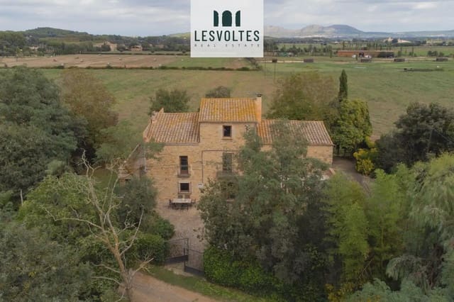 5 soveværelse Finca/Landehus til salg i Forallac - € 2.200.000 (Ref: 10081967)