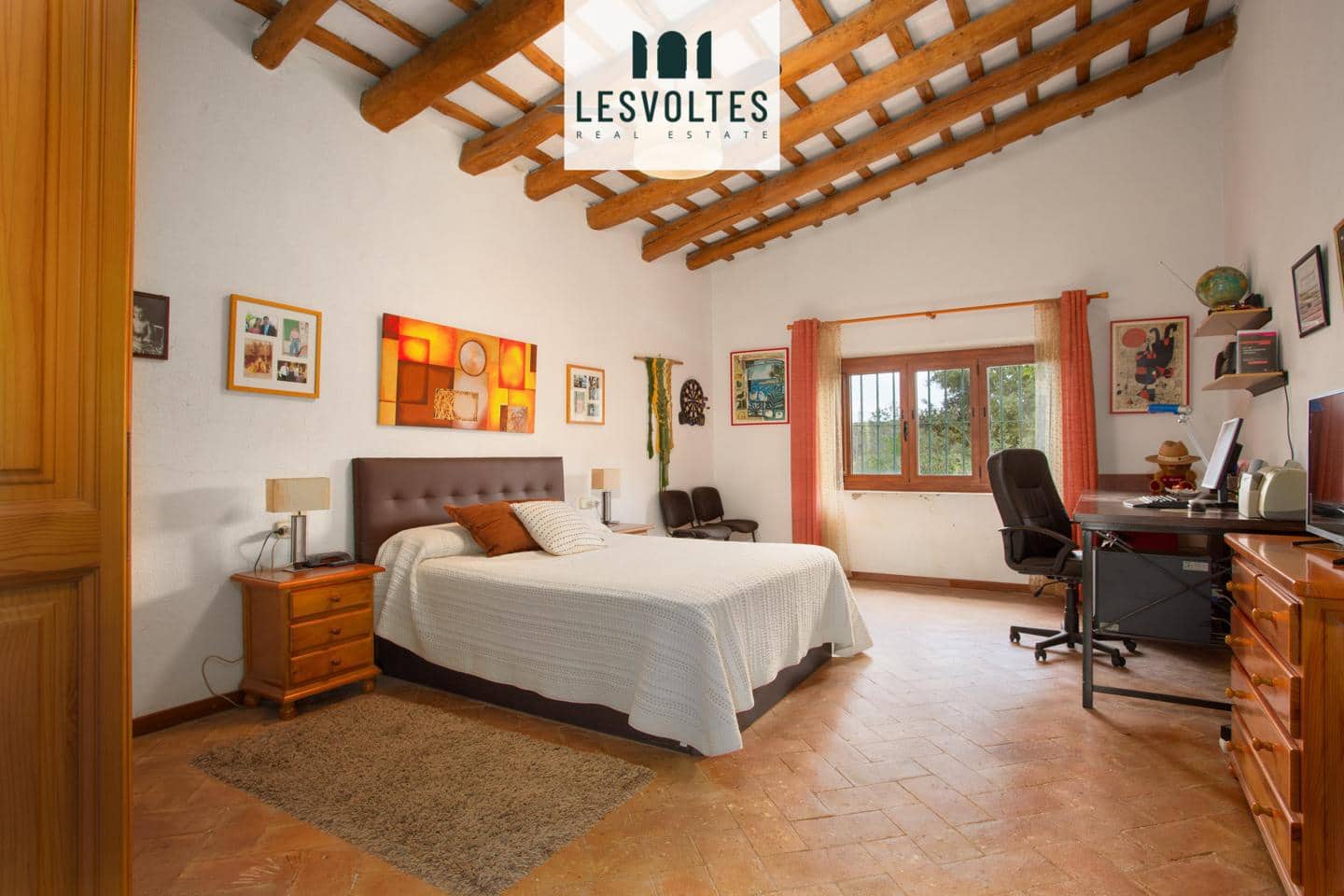 5 bedroom Villa for sale in Forallac - € 2,200,000 (Ref: 10081967)