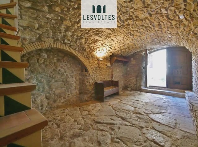 5 sypialnia Dom na sprzedaż w Corçà - 575 000 € (Ref: 10081968)