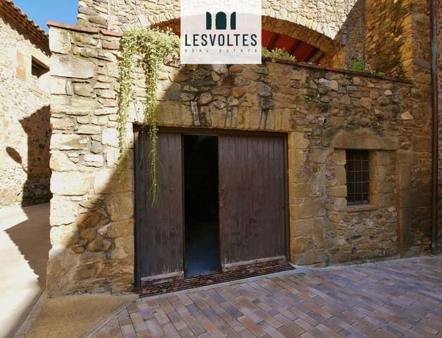 5 Zimmer Villa zu verkaufen in Corçà mit Garage - 575.000 € (Ref: 10081968)