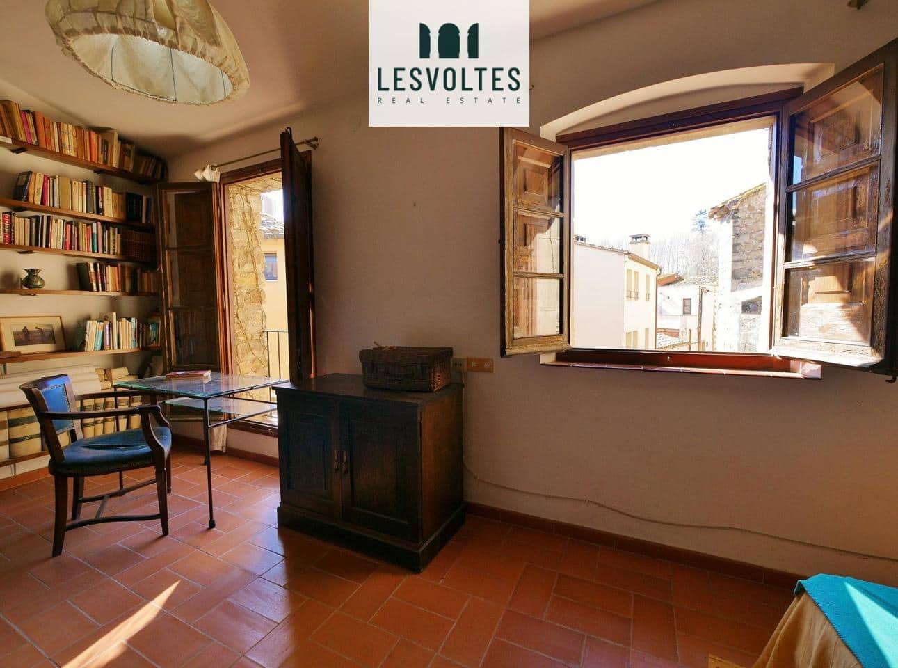 5 bedroom Villa for sale in Corca with garage - € 575,000 (Ref: 10081968)