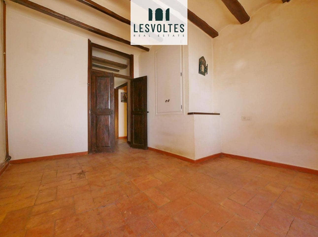 5 bedroom Villa for sale in Corca with garage - € 575,000 (Ref: 10081968)