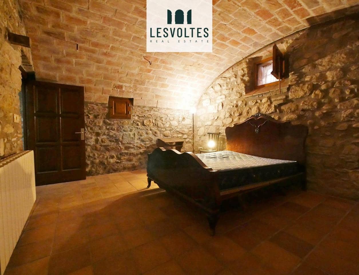 5 bedroom Villa for sale in Corca with garage - € 575,000 (Ref: 10081968)