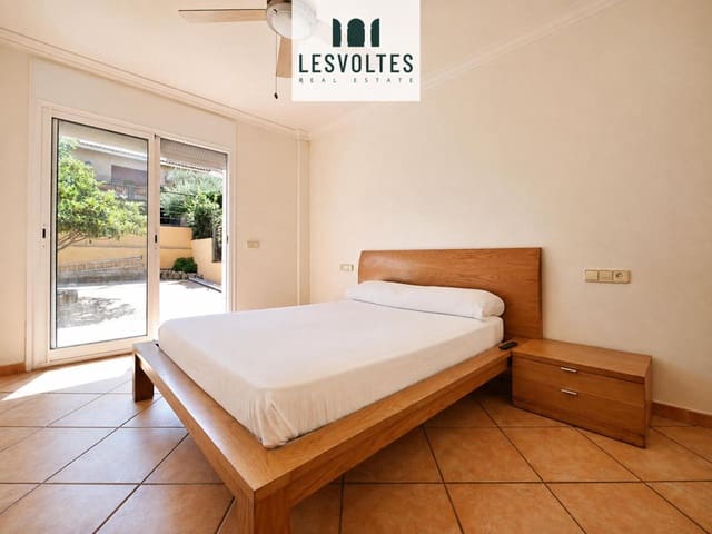 4 slaapkamer Villa te koop in Mont-ras - € 589.000 (Ref: 10081969)