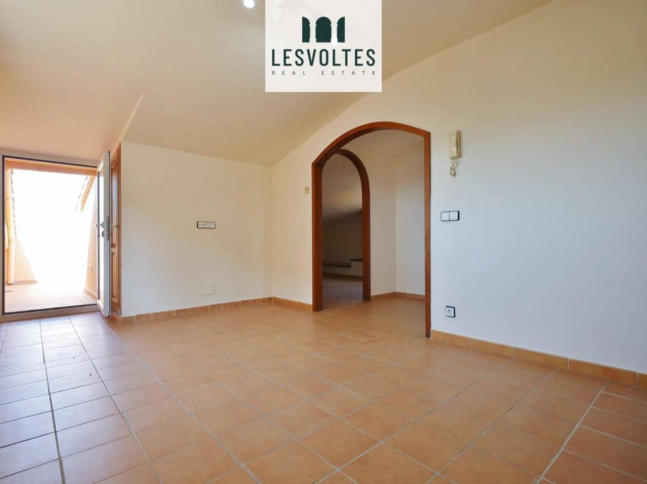 4 bedroom Villa for sale in Mont-ras - € 589,000 (Ref: 10081969)