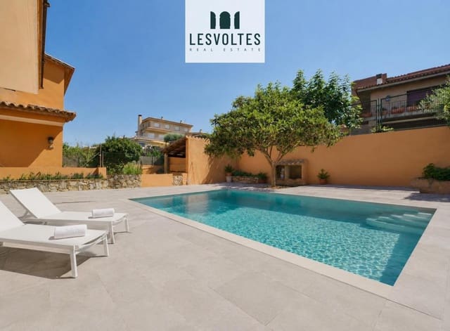 4 slaapkamer Villa te koop in Mont-ras - € 589.000 (Ref: 10081969)