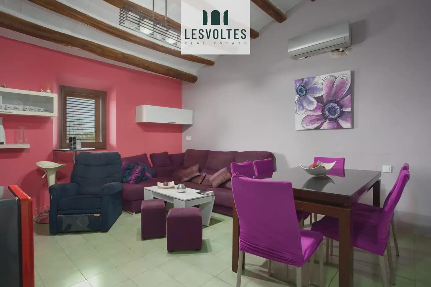 10 chambre Finca/Maison de Campagne à vendre à Verges avec piscine garage - 590 000 € (Ref: 10081970)