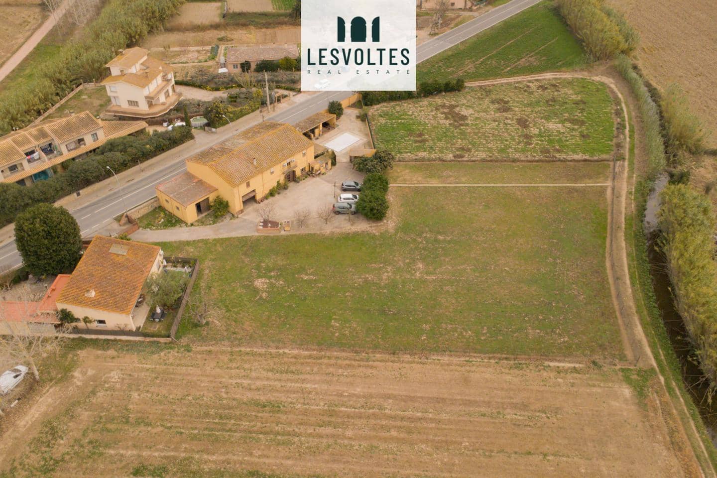 10 bedroom Villa for sale in Verges with pool garage - € 590,000 (Ref: 10081970)