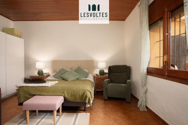 10 Zimmer Villa zu verkaufen in Verges mit Pool Garage - 590.000 € (Ref: 10081970)