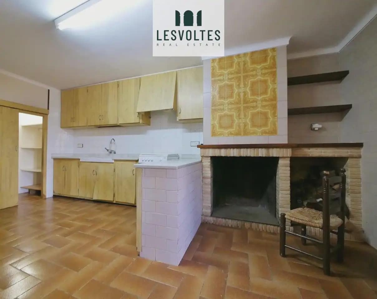 6 sypialnia Finka/Dom wiejski na sprzedaż w Ultramort z garażem - 495 000 € (Ref: 10081971)
