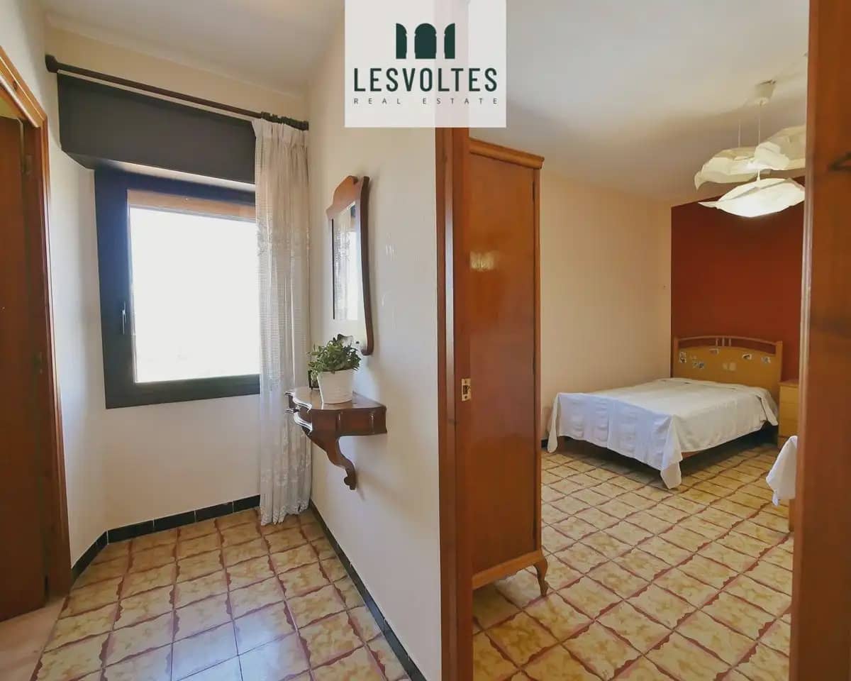 6 sypialnia Finka/Dom wiejski na sprzedaż w Ultramort z garażem - 495 000 € (Ref: 10081971)