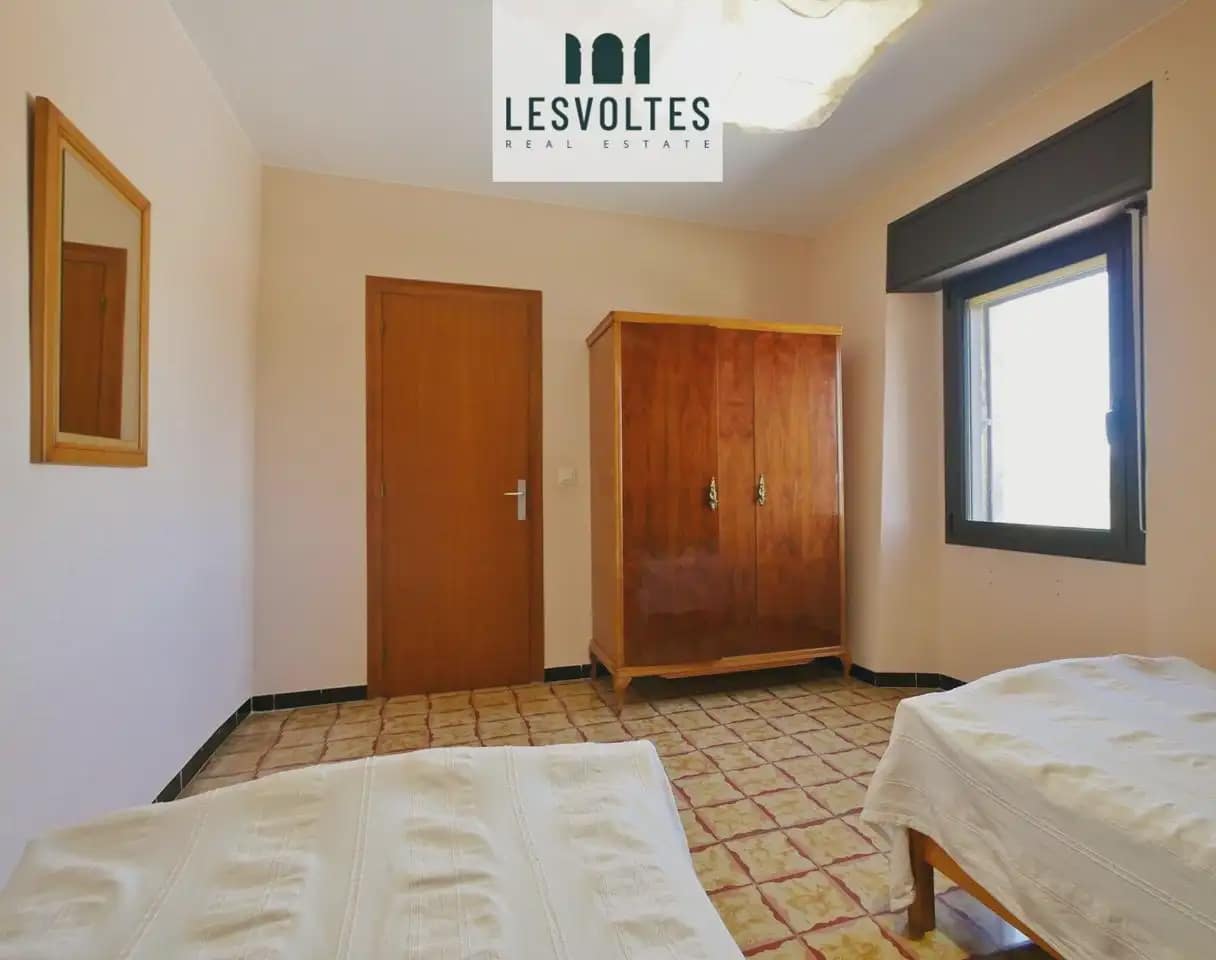 6 sypialnia Finka/Dom wiejski na sprzedaż w Ultramort z garażem - 495 000 € (Ref: 10081971)