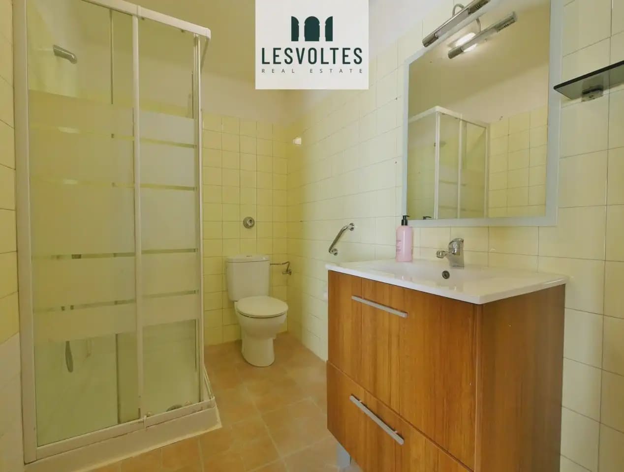 6 sypialnia Finka/Dom wiejski na sprzedaż w Ultramort z garażem - 495 000 € (Ref: 10081971)