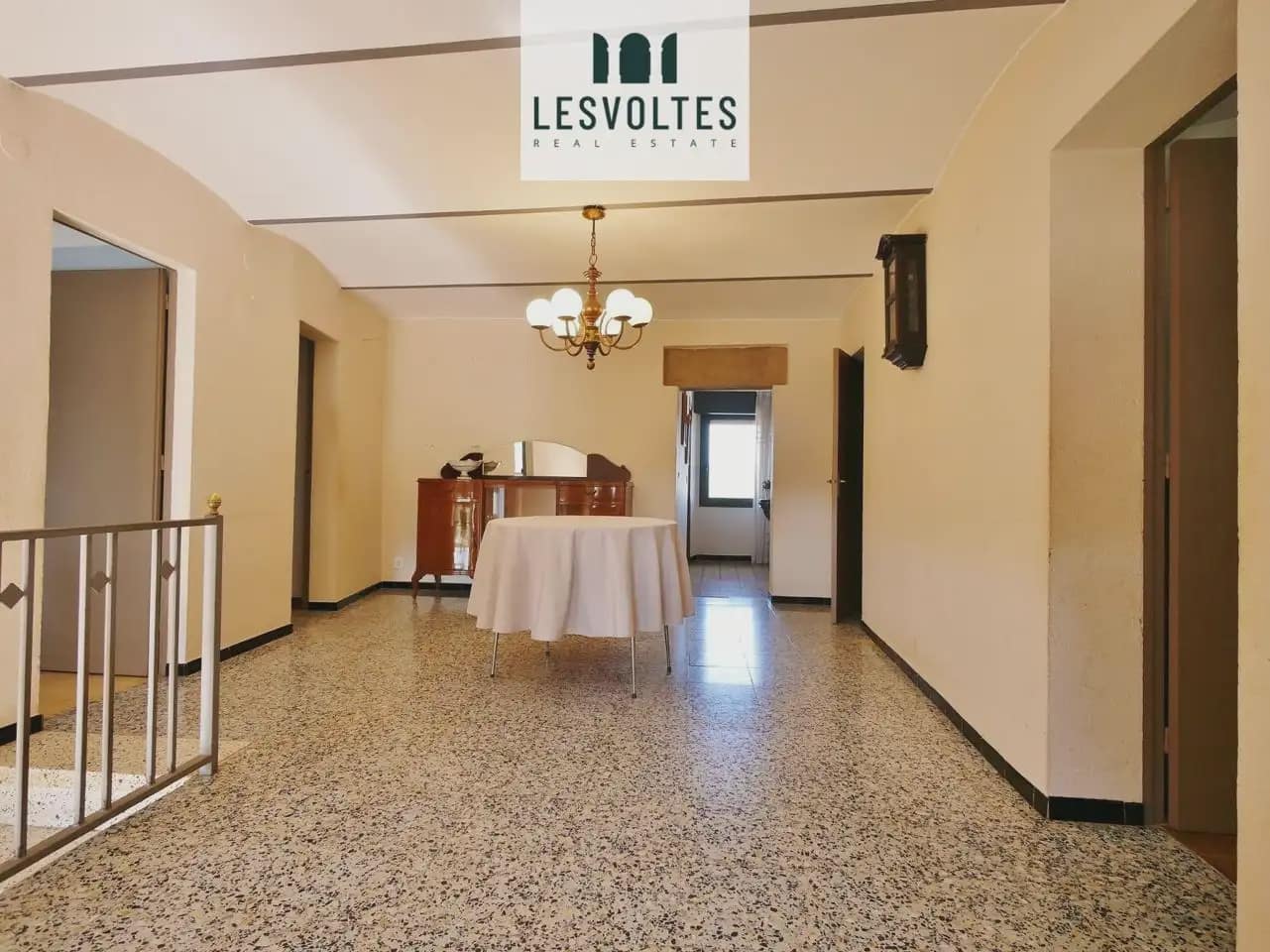 6 sypialnia Finka/Dom wiejski na sprzedaż w Ultramort z garażem - 495 000 € (Ref: 10081971)