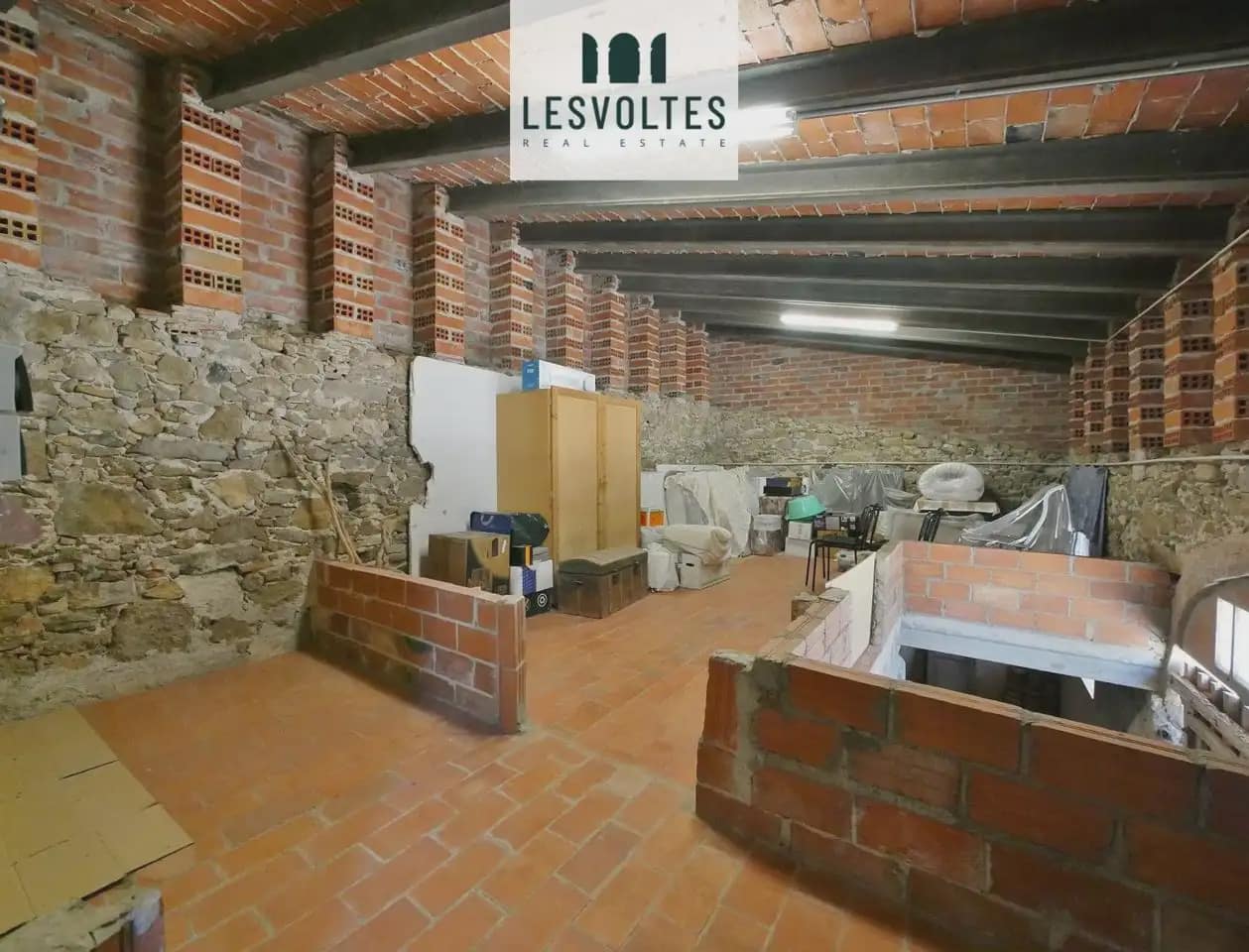6 sypialnia Finka/Dom wiejski na sprzedaż w Ultramort z garażem - 495 000 € (Ref: 10081971)