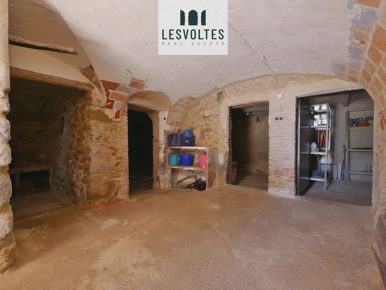 6 sypialnia Finka/Dom wiejski na sprzedaż w Ultramort z garażem - 495 000 € (Ref: 10081971)