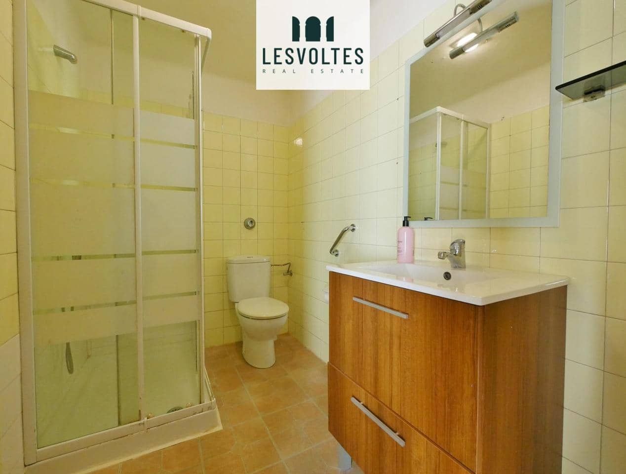 6 bedroom Villa for sale in Ultramort with garage - € 495,000 (Ref: 10081971)