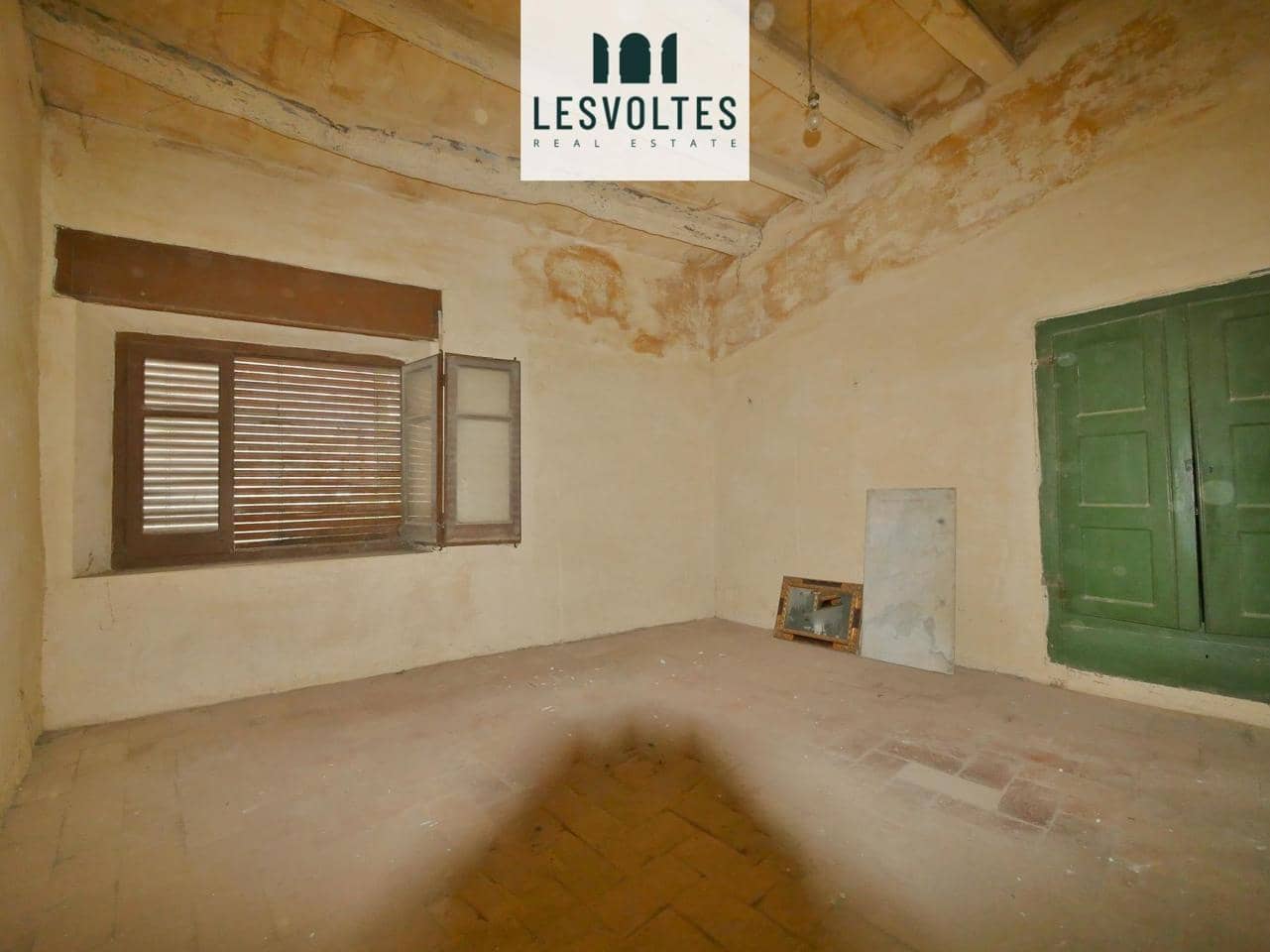 3 bedroom Villa for sale in Llofriu - € 600,000 (Ref: 10081972)