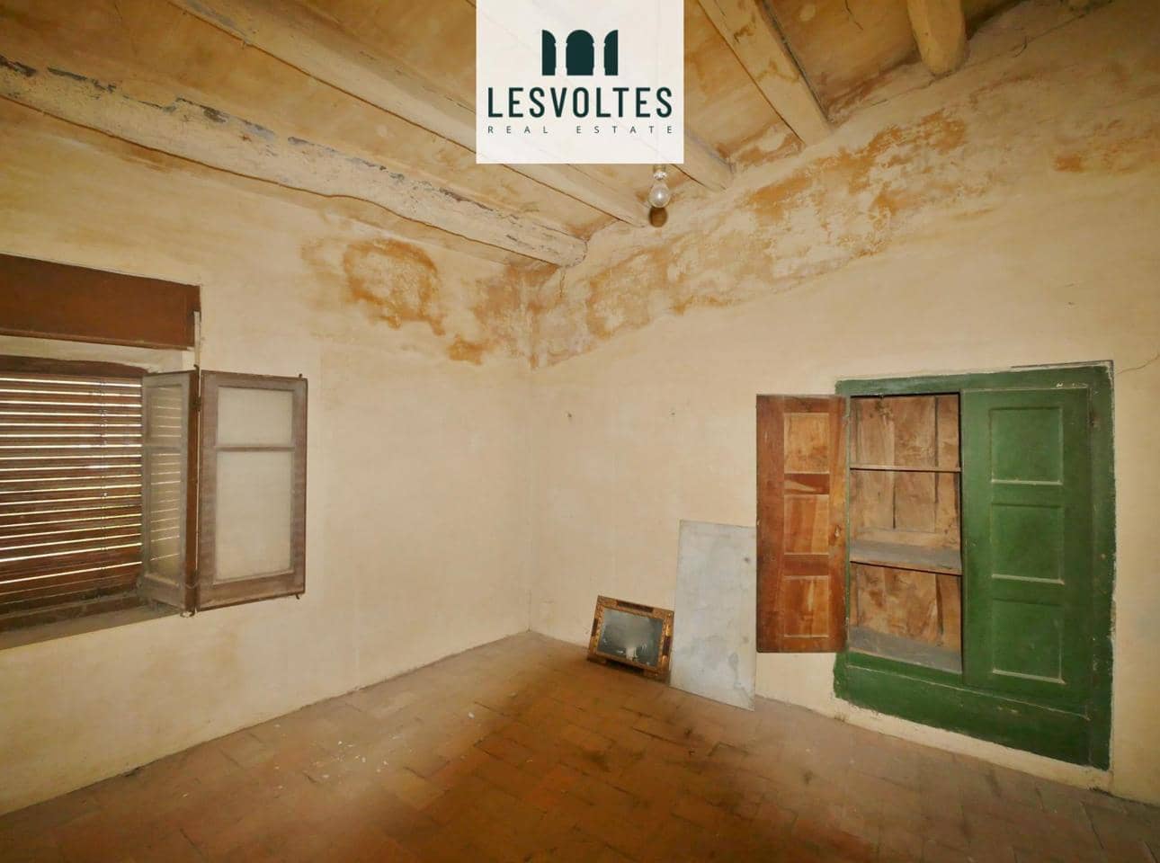 3 bedroom Villa for sale in Llofriu - € 600,000 (Ref: 10081972)