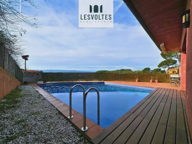 Chalet de 4 habitaciones en Begur en venta con piscina garaje - 670.000 € (Ref: 10081974)