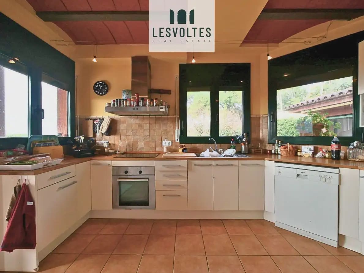 Chalet de 4 habitaciones en Begur en venta con piscina garaje - 670.000 € (Ref: 10081974)
