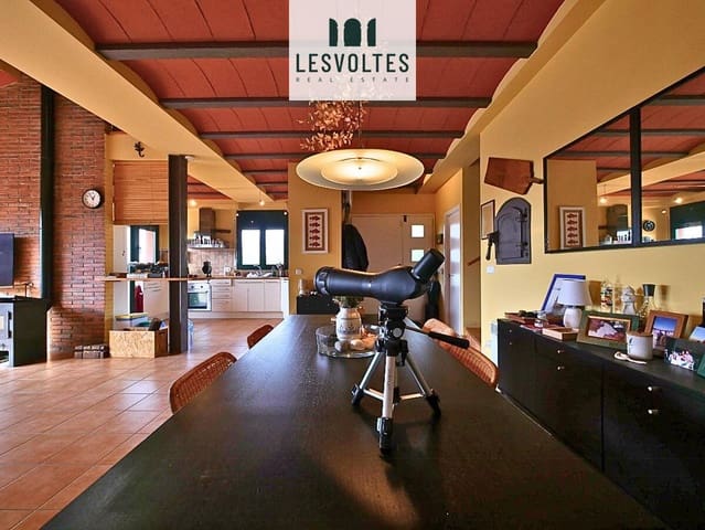 Chalet de 4 habitaciones en Begur en venta con piscina garaje - 670.000 € (Ref: 10081974)