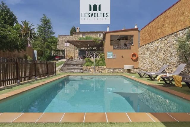 4 sypialnia Dom do wynajęcia w Fonteta, Forallac z basenem garażem - 2 500 € (Ref: 10081975)