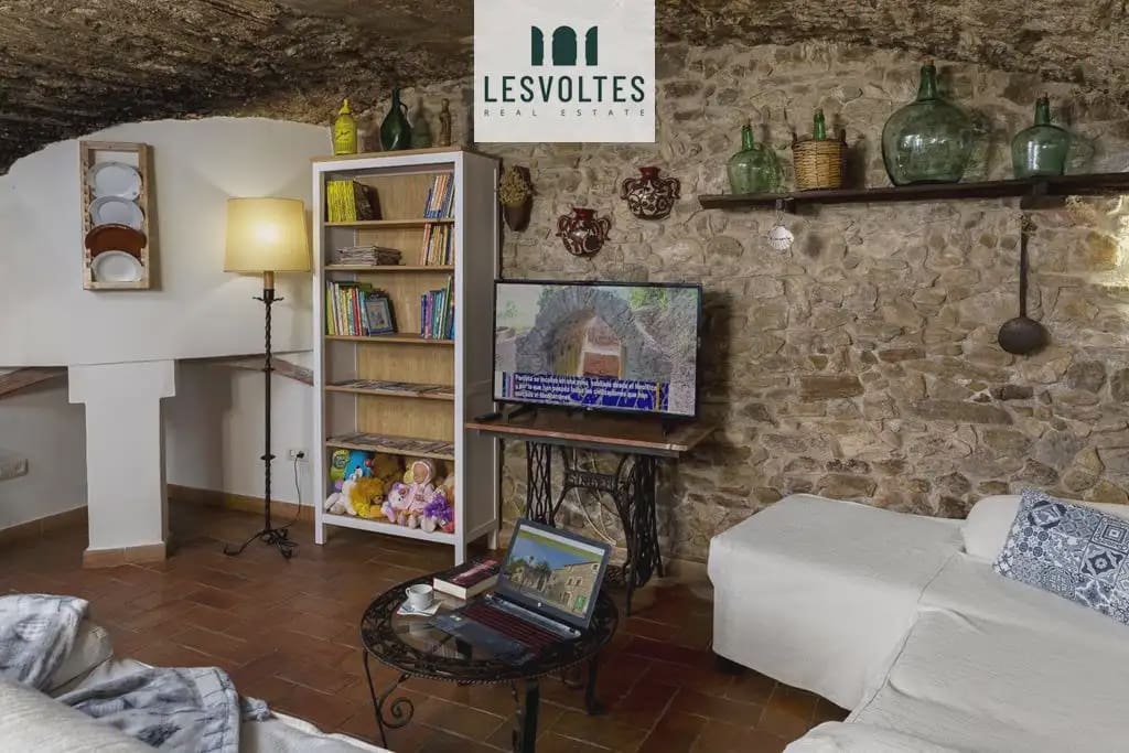 4 sypialnia Dom do wynajęcia w Forallac z basenem garażem - 2 500 € (Ref: 10081975)