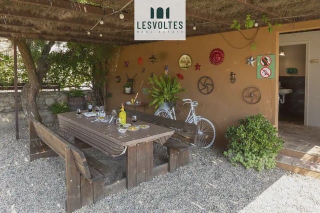 4 sypialnia Dom do wynajęcia w Fonteta, Forallac z basenem garażem - 2 500 € (Ref: 10081975)