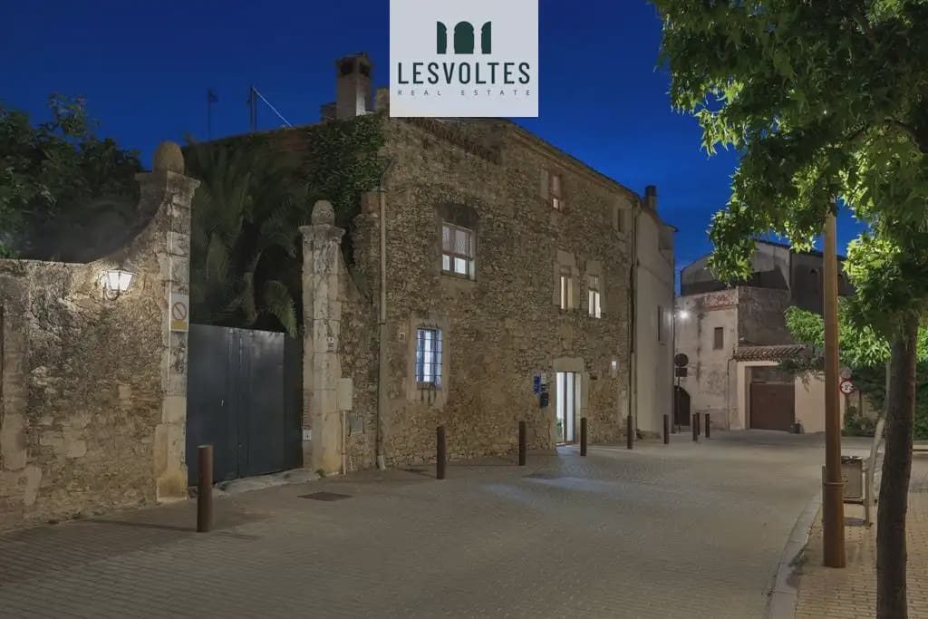 4 sypialnia Dom do wynajęcia w Forallac z basenem garażem - 2 500 € (Ref: 10081975)
