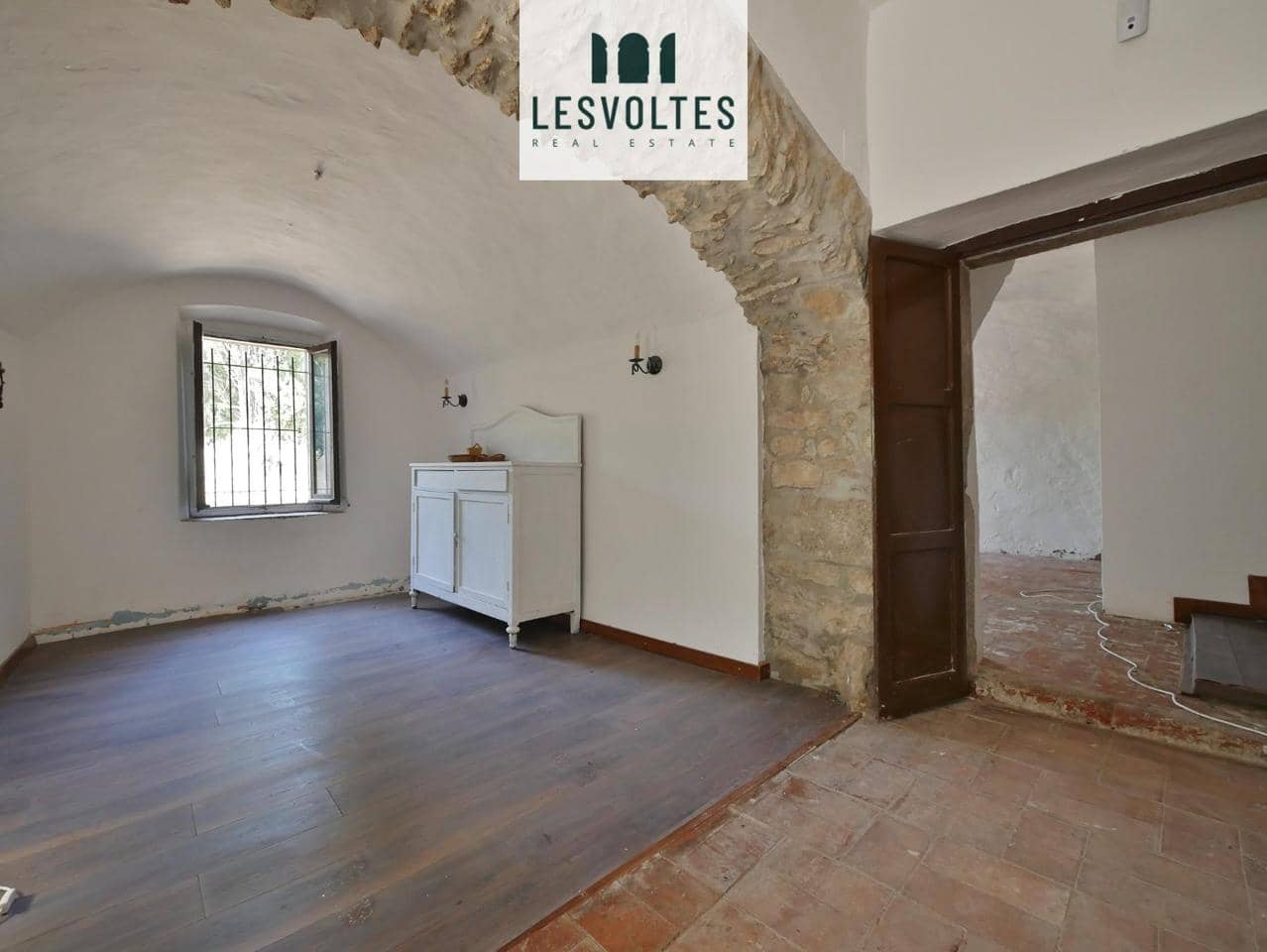 5 bedroom Villa for sale in Palafrugell - € 550,000 (Ref: 10081976)