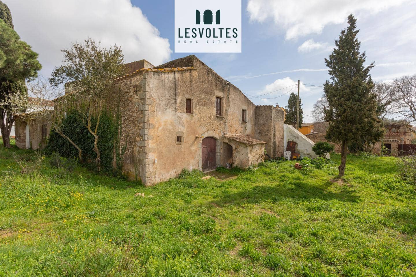 5 bedroom Villa for sale in Palafrugell - € 550,000 (Ref: 10081976)