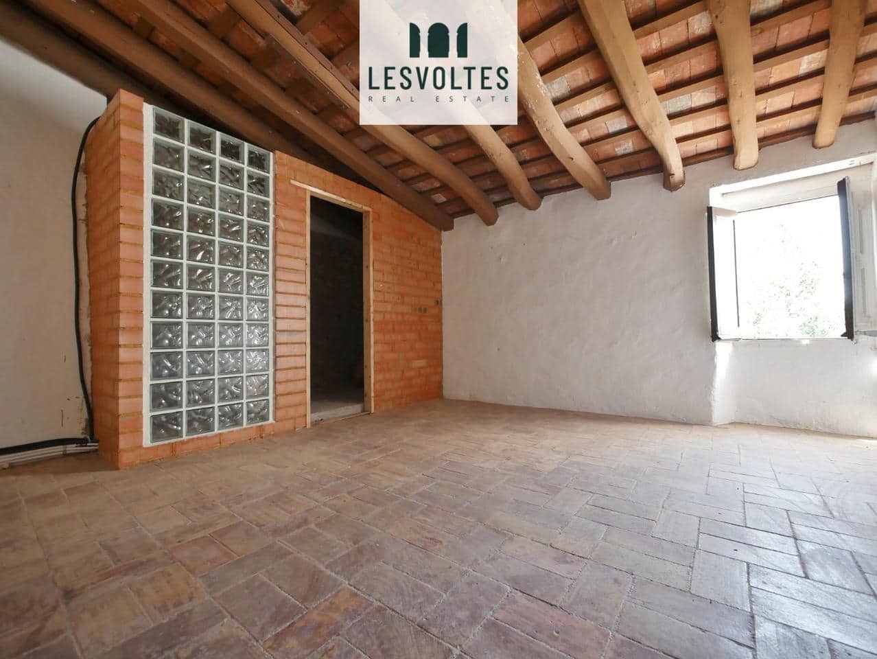 5 bedroom Villa for sale in Palafrugell - € 550,000 (Ref: 10081976)