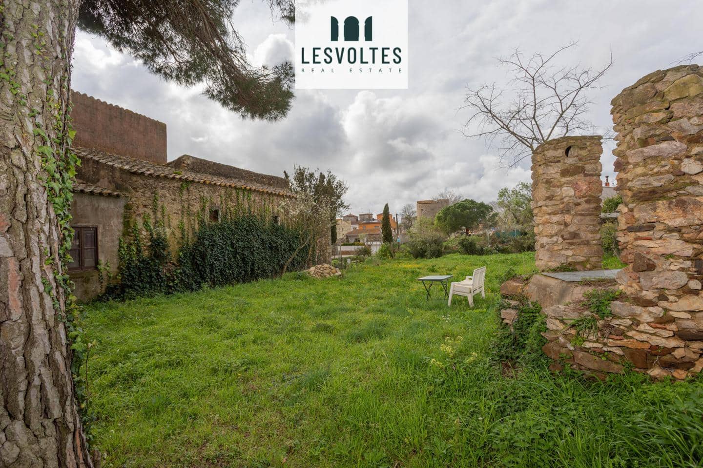 5 bedroom Villa for sale in Palafrugell - € 550,000 (Ref: 10081976)