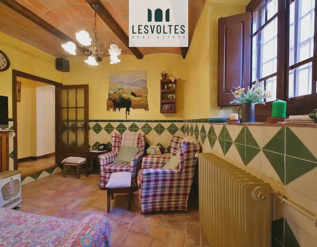 Casa de 3 habitaciones en Ullastret en venta - 450.000 € (Ref: 10081977)