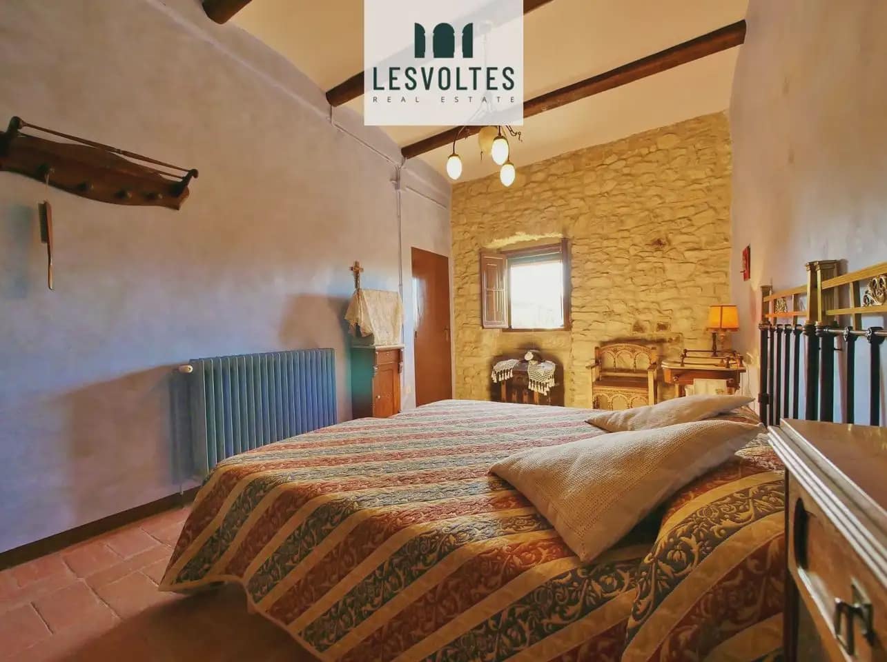 Casa de 3 habitaciones en Ullastret en venta - 450.000 € (Ref: 10081977)