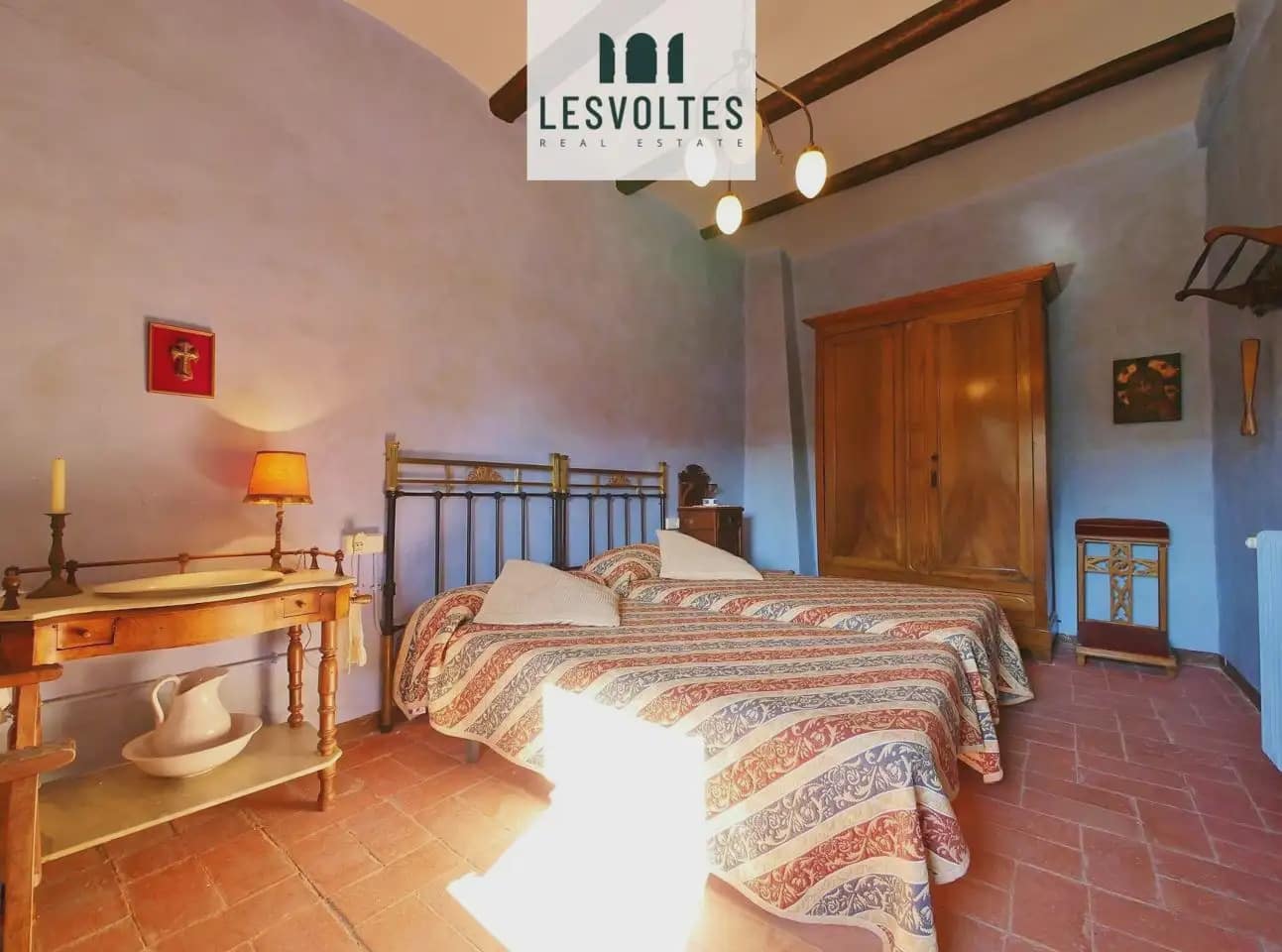 Casa de 3 habitaciones en Ullastret en venta - 450.000 € (Ref: 10081977)