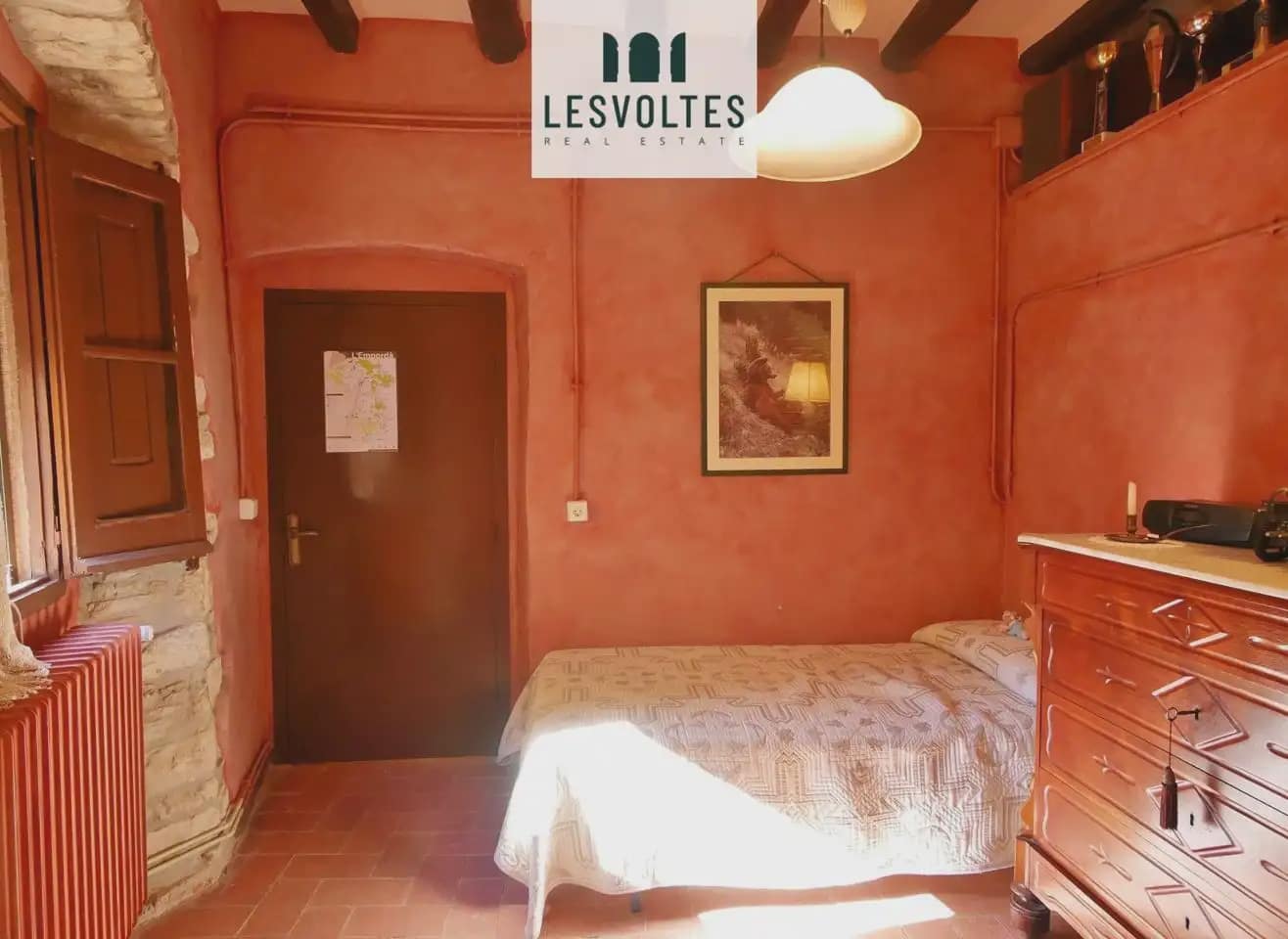 Casa de 3 habitaciones en Ullastret en venta - 450.000 € (Ref: 10081977)