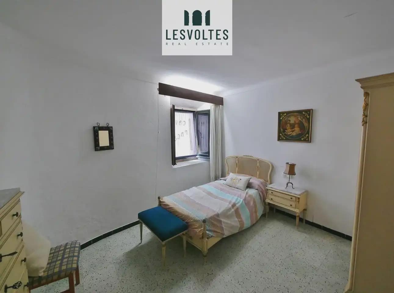5 chambre Finca/Maison de Campagne à vendre à Verges avec garage - 620 000 € (Ref: 10081978)