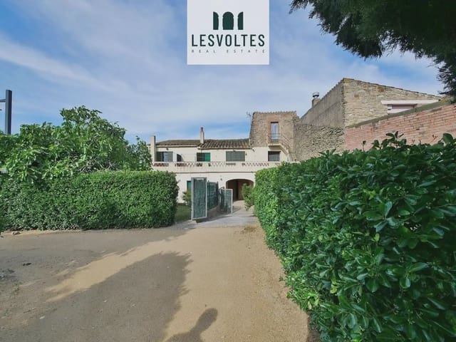 5 chambre Finca/Maison de Campagne à vendre à Verges avec garage - 620 000 € (Ref: 10081978)