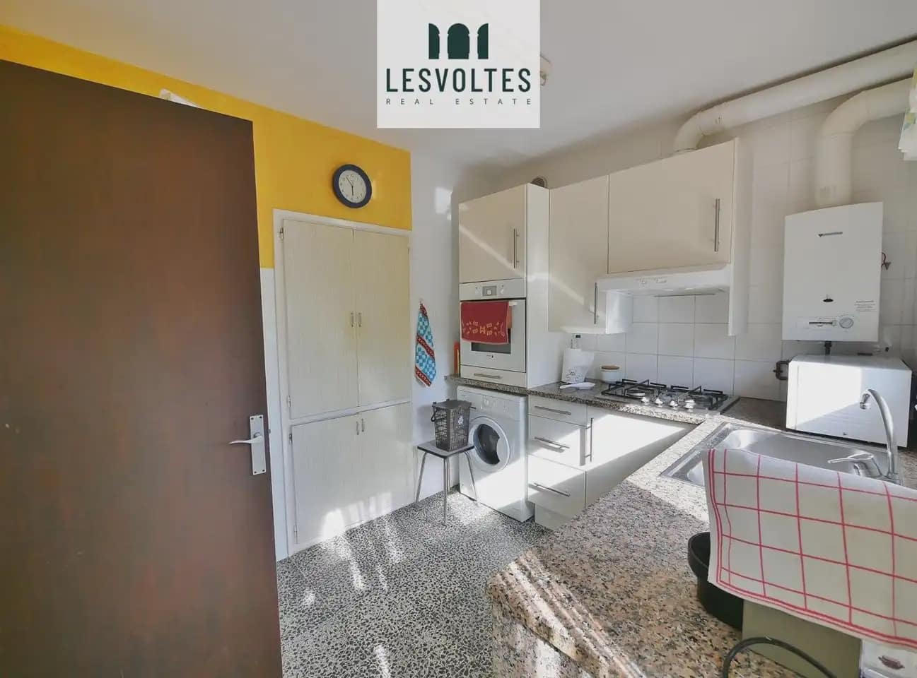 5 chambre Finca/Maison de Campagne à vendre à Verges avec garage - 620 000 € (Ref: 10081978)