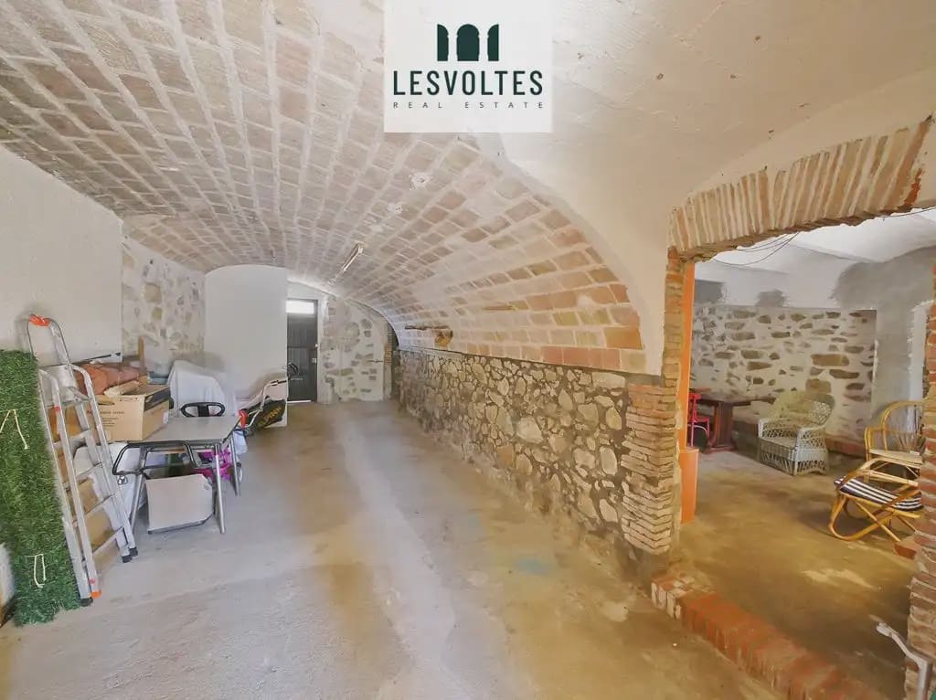 5 chambre Finca/Maison de Campagne à vendre à Verges avec garage - 620 000 € (Ref: 10081978)