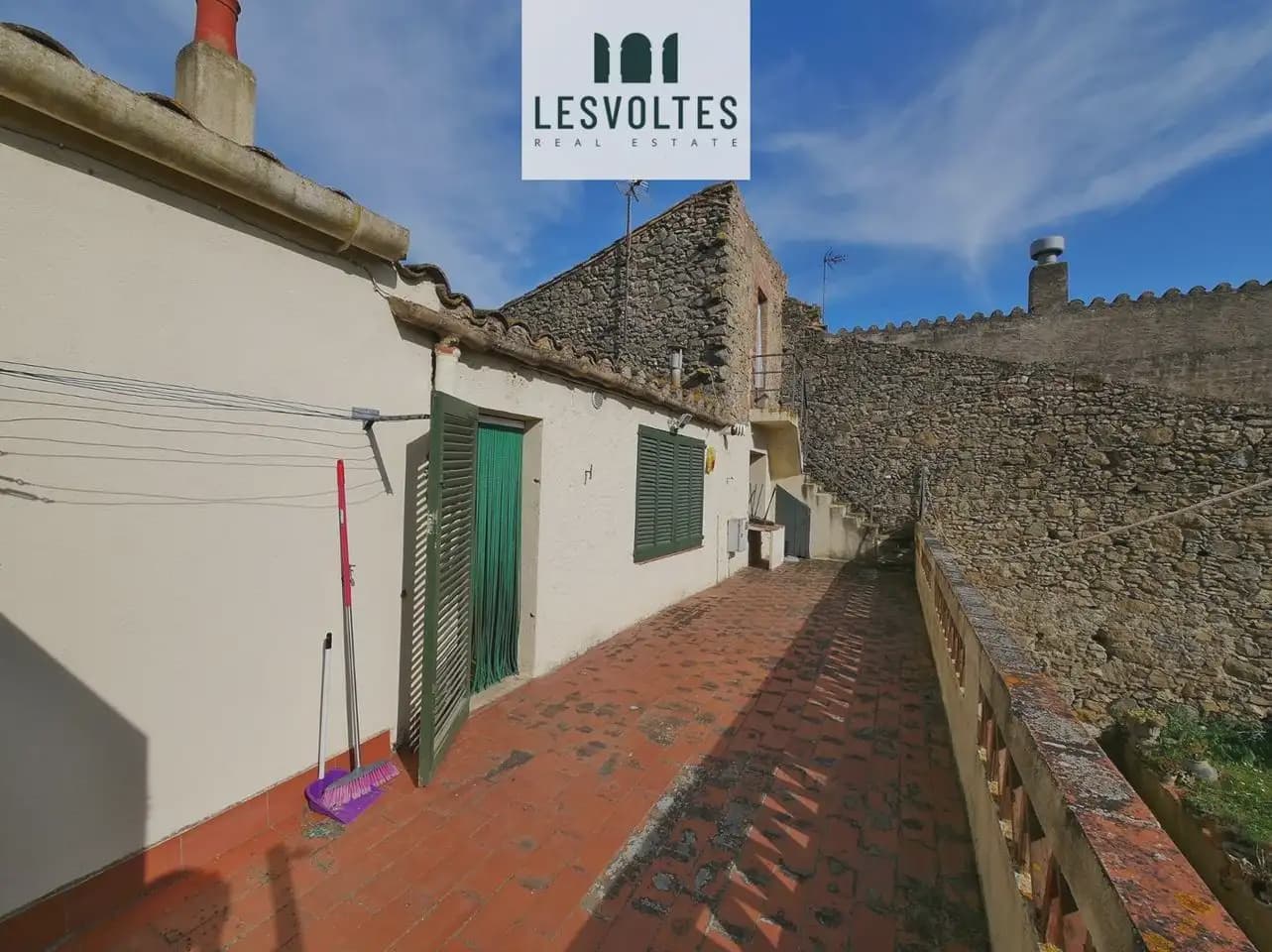 5 chambre Finca/Maison de Campagne à vendre à Verges avec garage - 620 000 € (Ref: 10081978)