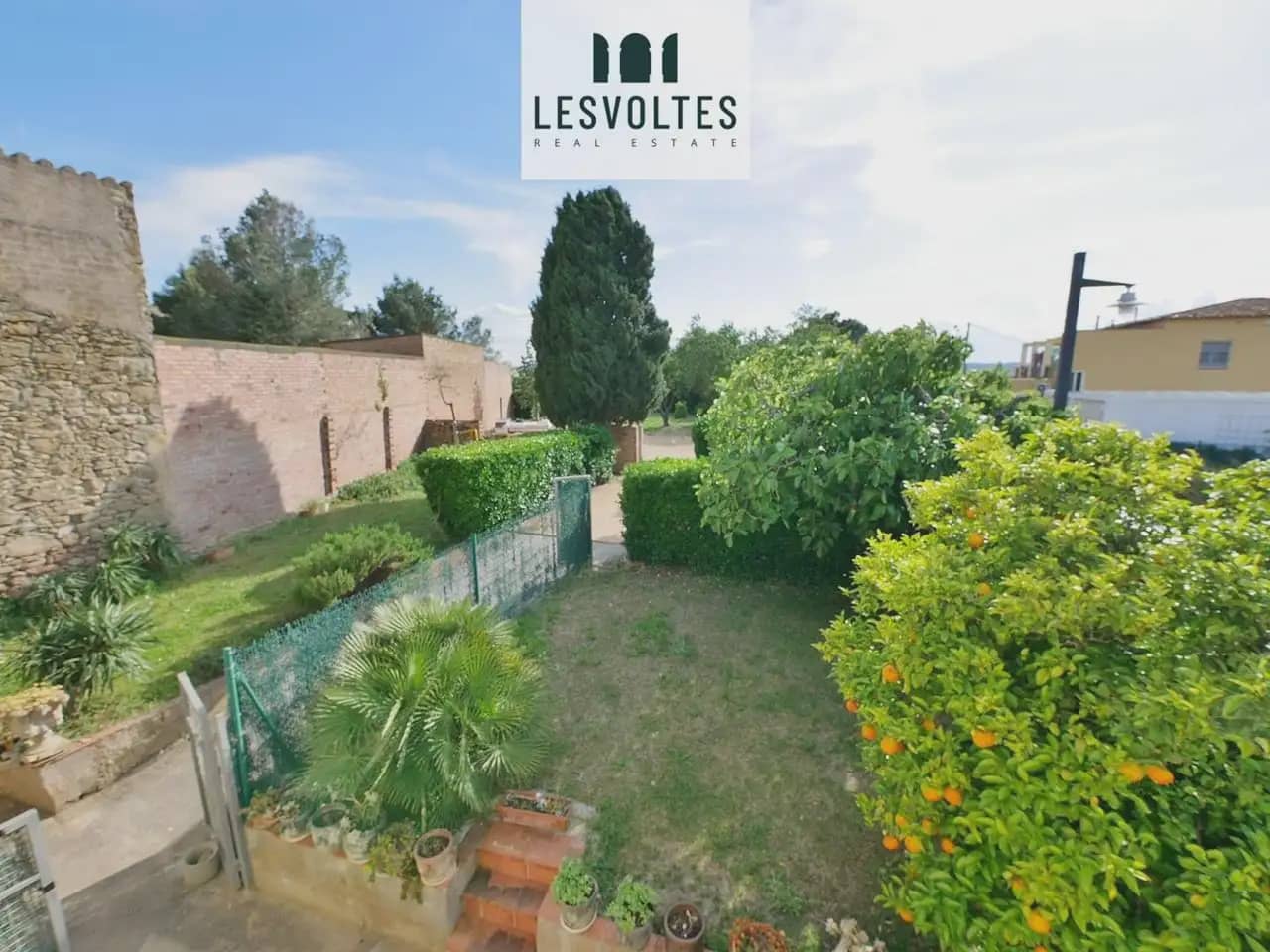 5 chambre Finca/Maison de Campagne à vendre à Verges avec garage - 620 000 € (Ref: 10081978)
