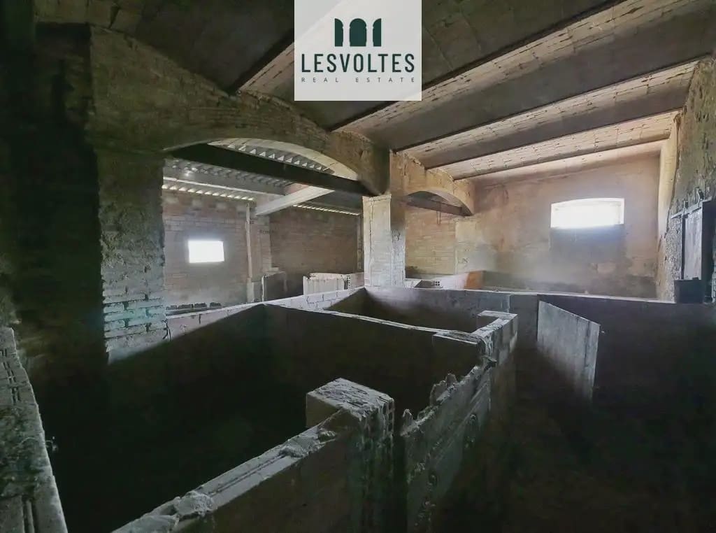 5 sypialnia Finka/Dom wiejski na sprzedaż w La Bisbal d'Emporda - 1 200 000 € (Ref: 10081980)