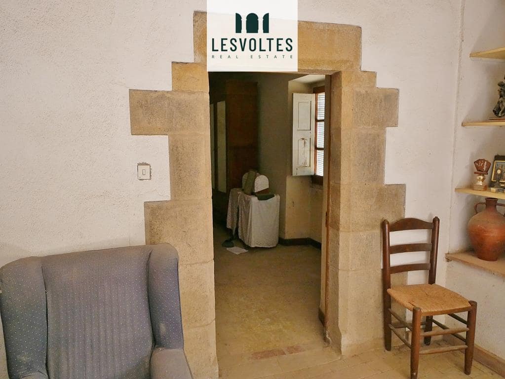 5 bedroom Villa for sale in La Bisbal d'Emporda with garage - € 1,200,000 (Ref: 10081980)
