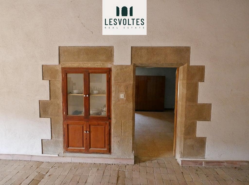 5 bedroom Villa for sale in La Bisbal d'Emporda with garage - € 1,200,000 (Ref: 10081980)
