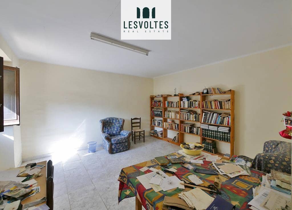 5 bedroom Villa for sale in La Bisbal d'Emporda with garage - € 1,200,000 (Ref: 10081980)