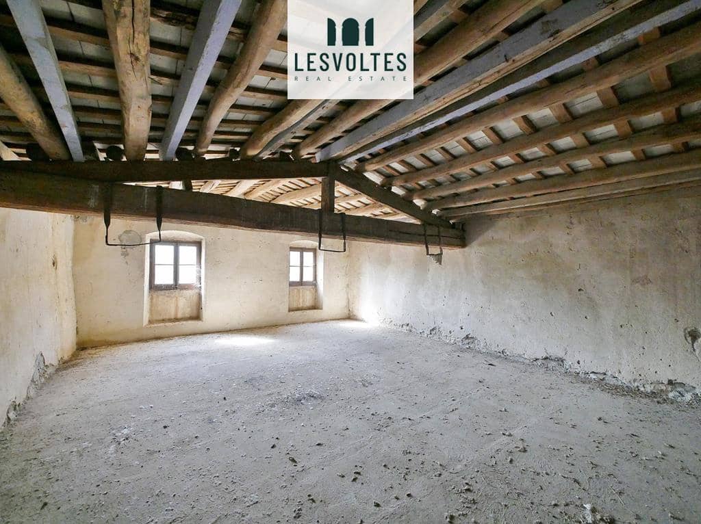 5 bedroom Villa for sale in La Bisbal d'Emporda with garage - € 1,200,000 (Ref: 10081980)